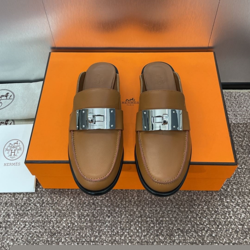 H**mes slippers